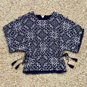 Ariat Paisley Floral Dolman Sleeve Tassels Blouse Size M